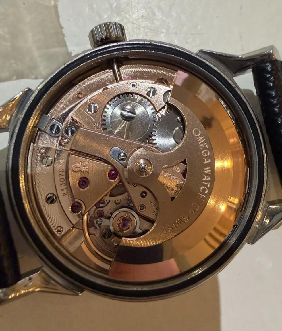 OMEGA Constellation Pie Pan Steel Ref. 168.005 — Wind Vintage